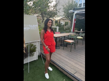  alt="Crystelle Pereira"