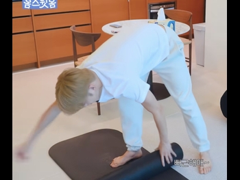  alt="Jungwoo"