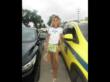  alt="Emili Sindlev"