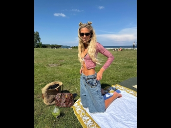  alt="Emili Sindlev"