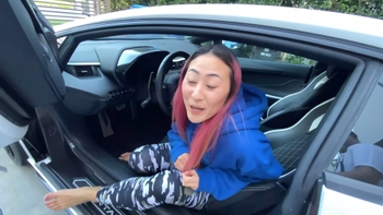 Lizzy Capri