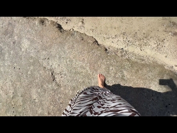  alt="Lizzy Capri"