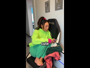  alt="Lizzy Capri"