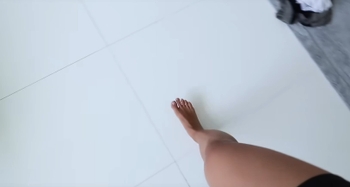Lizzy Capri