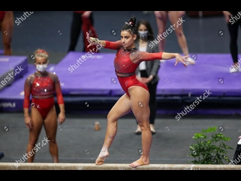  alt="Sophia Carter"