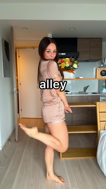 Alley Kerr