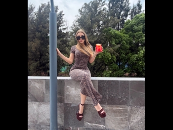  alt="Maya Nazor"