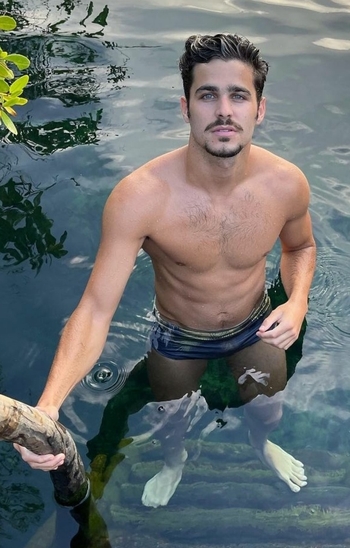 Mauricio Abad