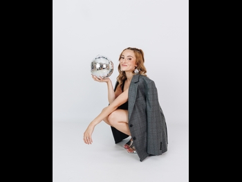  alt="Hannah Lowther"