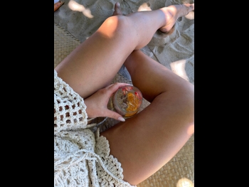  alt="Amanda Meirelles"
