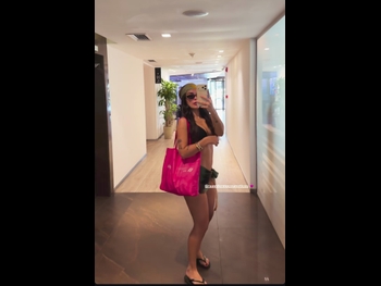  alt="Larissa Santos"