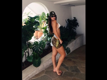  alt="Larissa Santos"
