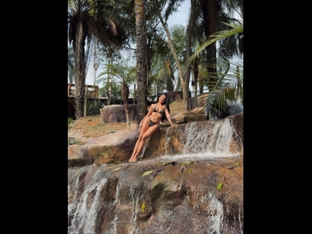  alt="Danielle Diz"
