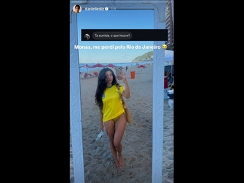  alt="Danielle Diz"