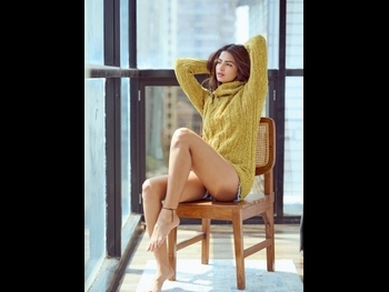  alt="Shruti Chauhan"