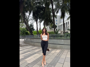  alt="Shruti Chauhan"