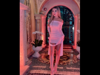  alt="Aranza Garza"