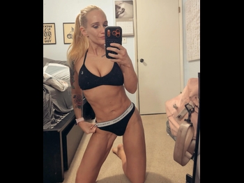  alt="Chantelle Allison"