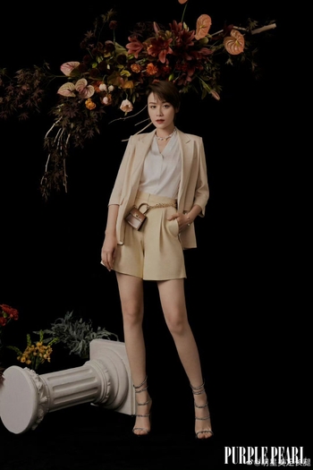 Yiqian Ye