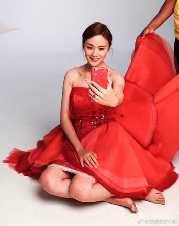 Yiqian Ye
