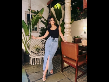  alt="Sakshi Sharma"