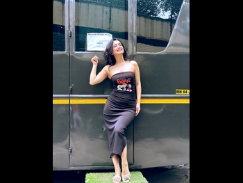  alt="Sakshi Sharma"