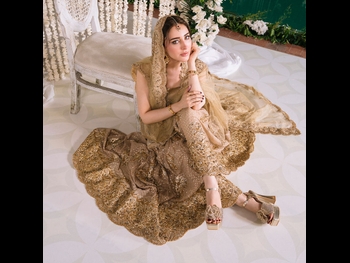  alt="Sidra Niazi"
