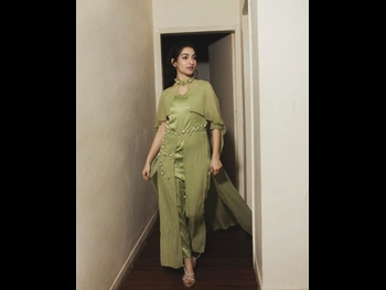  alt="Areej Chaudhry"