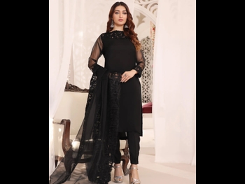  alt="Areej Chaudhry"