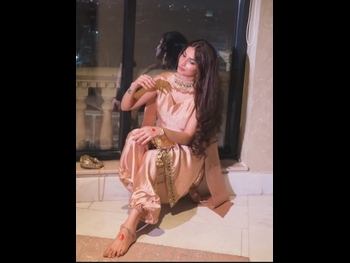  alt="Areej Chaudhry"