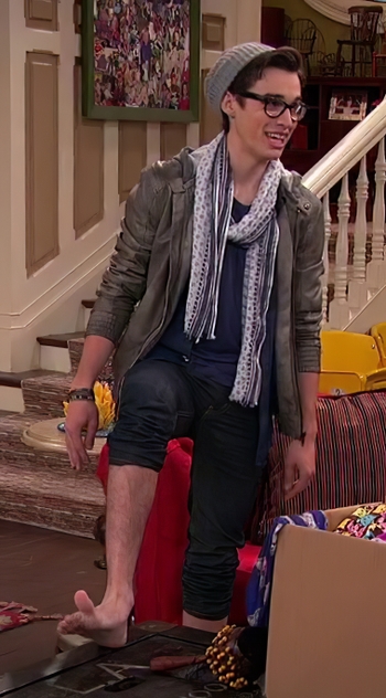 Joey Bragg