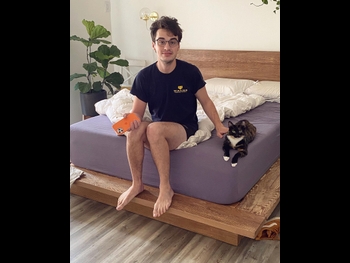  alt="Joey Bragg"
