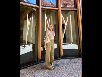  alt="Louise Barnard"