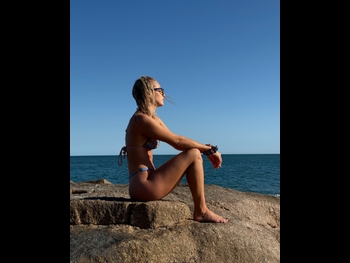  alt="Louise Barnard"