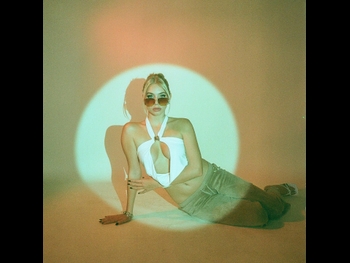  alt="Louise Barnard"