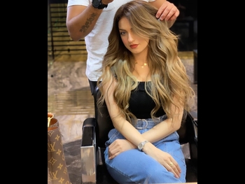  alt="Yasmine Ezz"