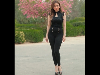  alt="Yasmine Ezz"