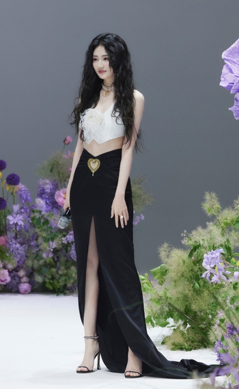 Peigen Liu
