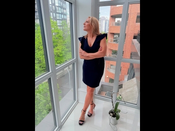  alt="Keri Adams"