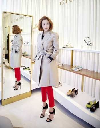 Kim Hee-seon