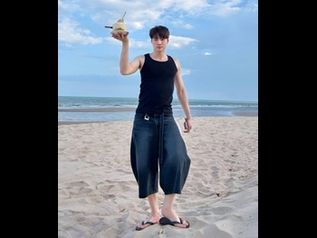  alt="Phiravich Attachitsataporn"