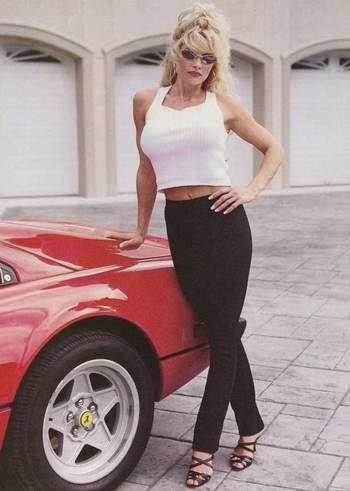 Rena Lesnar