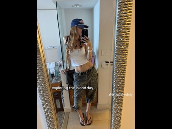  alt="Ashley Matheson"