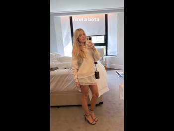  alt="Karoline Lima"