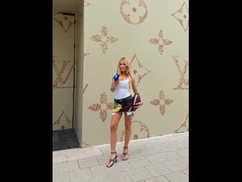  alt="Karoline Lima"