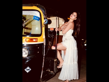 alt="Rose Sardana"