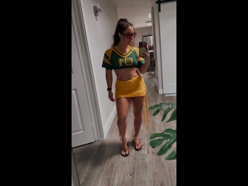  alt="Demi Bagby"