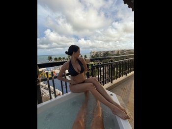  alt="Estefi Berardi"