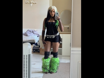  alt="Sydney Parker"