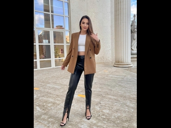  alt="Kiara Tito"